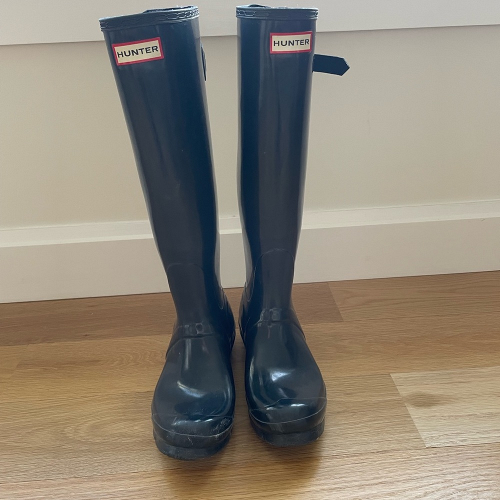 Hunter Rain Boots Navy Gloss Color